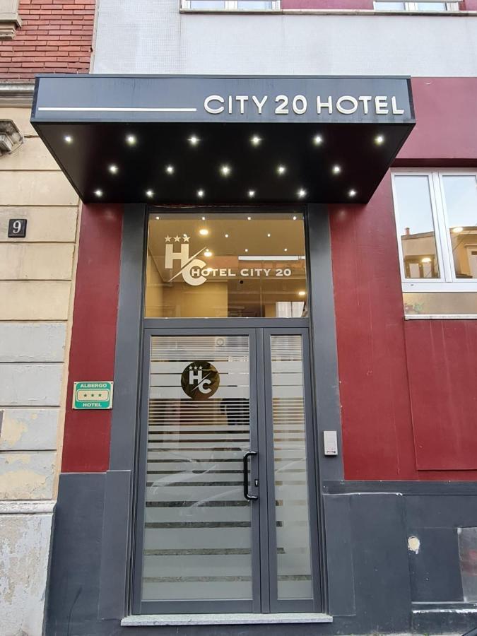Hotel City 20 Милано Екстериор снимка